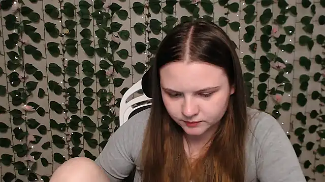 IxxiLiana online show from December 10, 9:12 am