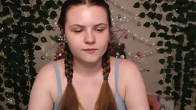 IxxiLiana online show from December 27, 10:23 am