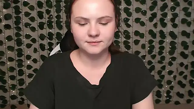 IxxiLiana online show from February 11, 7:12 am