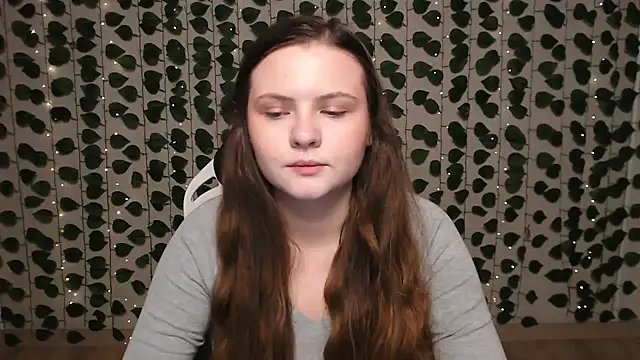 IxxiLiana online show from February 14, 4:04 am