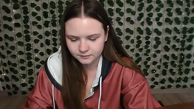 IxxiLiana online show from February 21, 8:29 am