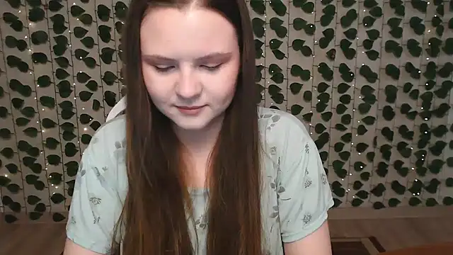 IxxiLiana online show from March 5, 5:18 am