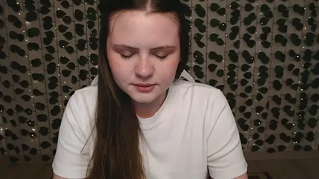 IxxiLiana online show from March 15, 5:08 am
