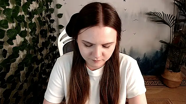 IxxiLiana online show from March 21, 8:50 am