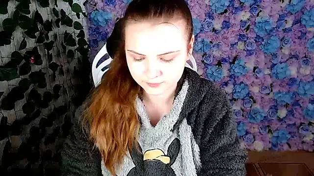 IxxiLiana online show from September 19, 4:58 am