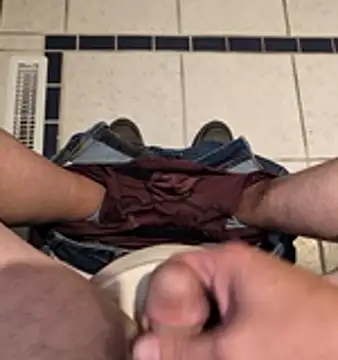 Jackauff69 online show from October 25, 7:52 pm