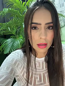 Mau White online show from December 17, 10:49 pm