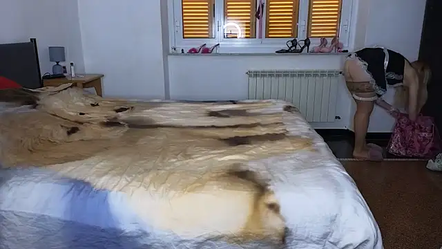 Snapshot of FREYA_- chatting on March 28, 10:59 am FREYA - online show from March 28, 10:59 am