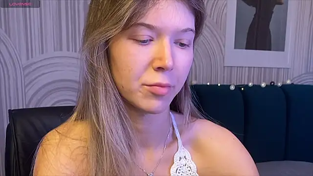 viviann evans online show from November 8, 1:06 am