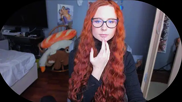 Snapshot of KlementinaBbG chatting on December 10, 8:27 pm KlementinaBbG online show from December 10, 8:27 pm