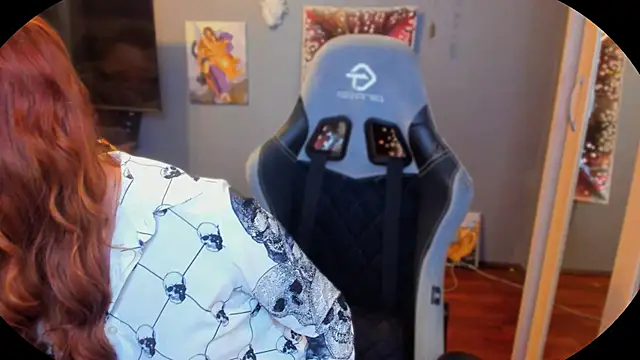 Snapshot of KlementinaBbG chatting on February 23, 8:22 pm KlementinaBbG online show from February 23, 8:22 pm