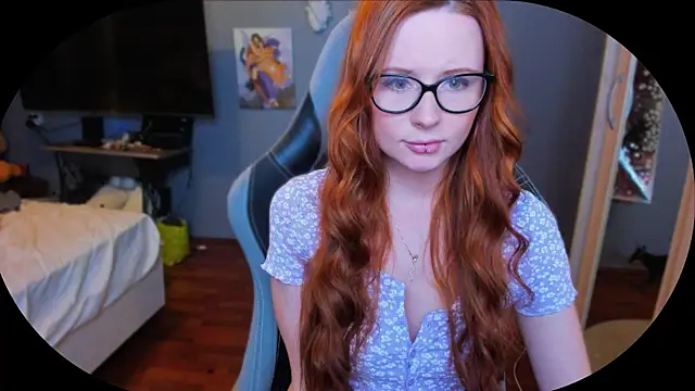 Snapshot of KlementinaBbG chatting on March 9, 7:26 pm KlementinaBbG online show from March 9, 7:26 pm