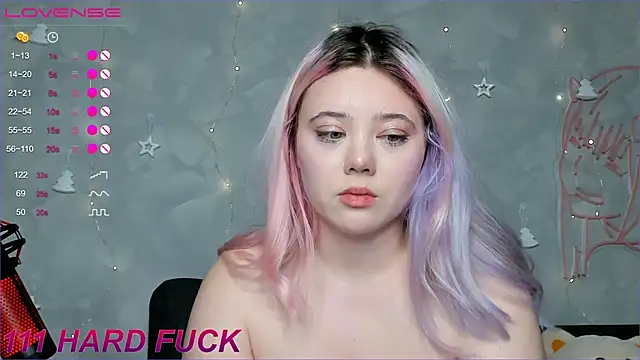   KawaiiYuki   online show from January 1, 12:00 pm