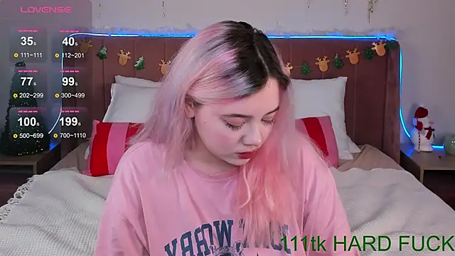   KawaiiYuki   online show from January 4, 9:21 am