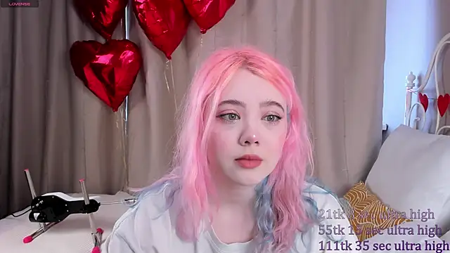   KawaiiYuki   online show from February 14, 8:42 am