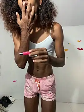 lau sil online show from March 15, 10:05 pm