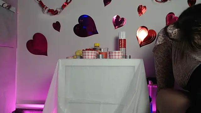 Paola Lyon  online show from February 14, 7:12 pm