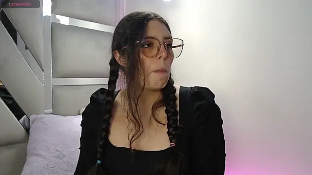 Paola Lyon  online show from March 14, 7:23 pm