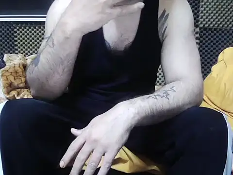 Snapshot of Arabeyes chatting on November 14, 2:54 am Arabeyes online show from November 14, 2:54 am