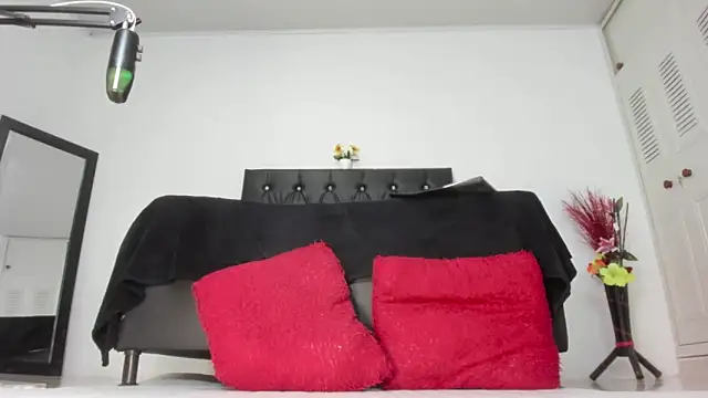 martinaclark online show from May 15, 11:01 pm