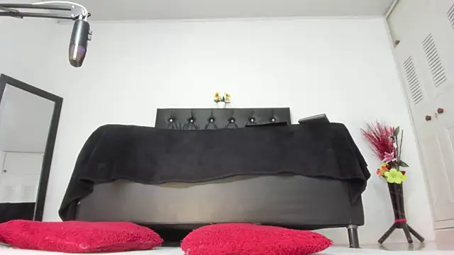 martinaclark online show from May 15, 11:56 pm