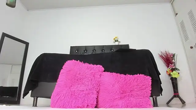 martinaclark online show from June 30, 3:29 am