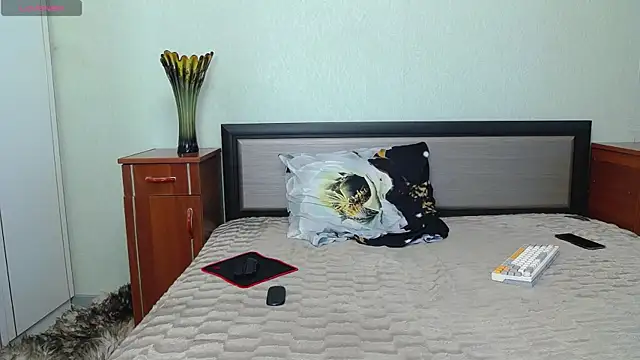 Zoro1999 online show from January 18, 1:04 pm