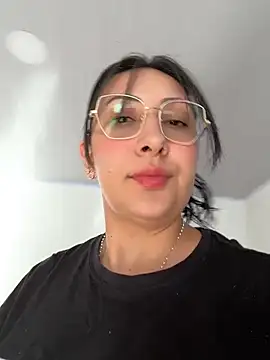 my-kitty online show from June 16, 9:17 pm
