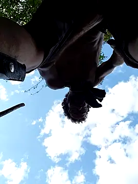 Snapshot of Woodywoodsup1 chatting on September 14, 10:31 pm Woodywoodsup1 online show from September 14, 10:31 pm