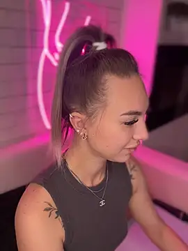 MiaMinx online show from December 4, 10:41 pm