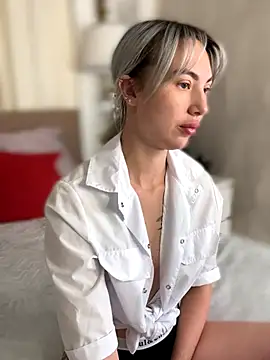 MiaMinx online show from December 14, 11:42 pm