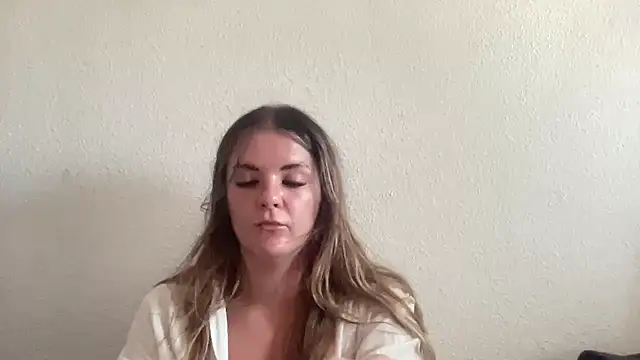 missykat online show from June 27, 4:34 pm