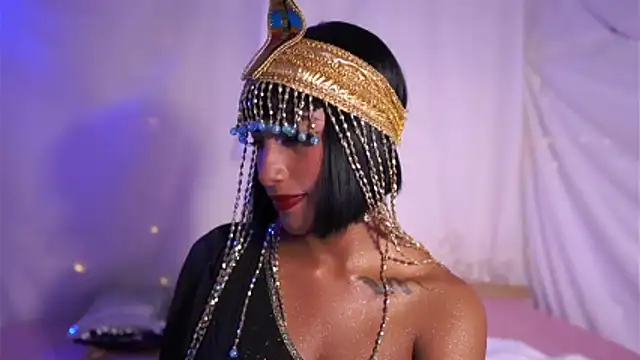 JulietaWinona online show from October 31, 11:06 pm