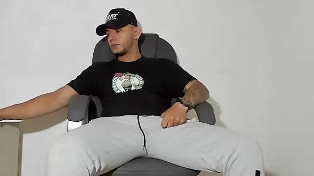 iandygrasso online show from December 24, 11:17 am