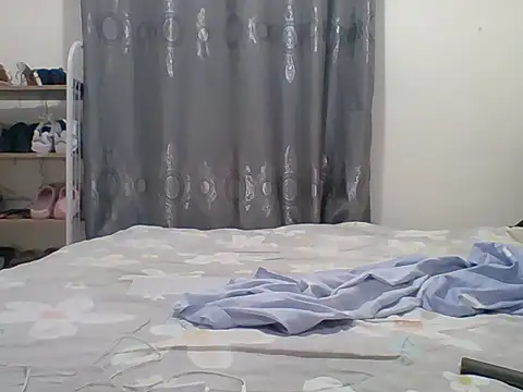 Snapshot of sexy__candyy chatting on October 1, 8:04 pm sexy candyy online show from October 1, 8:04 pm