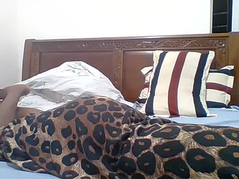 Snapshot of sexy__candyy chatting on October 25, 8:36 pm sexy candyy online show from October 25, 8:36 pm