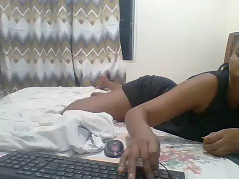 Snapshot of sexy__candyy chatting on November 22, 7:02 pm sexy candyy online show from November 22, 7:02 pm