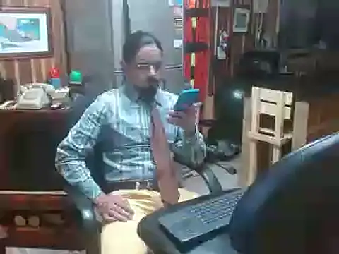 Dr Pocholate84 online show from January 7, 2:51 pm