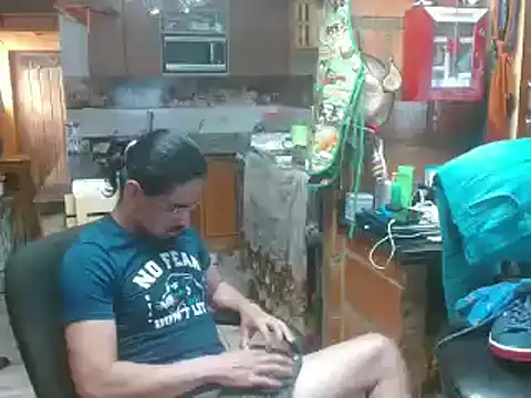 Dr Pocholate84 online show from January 8, 9:01 pm