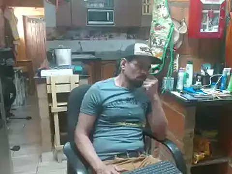 Dr Pocholate84 online show from January 13, 6:05 pm