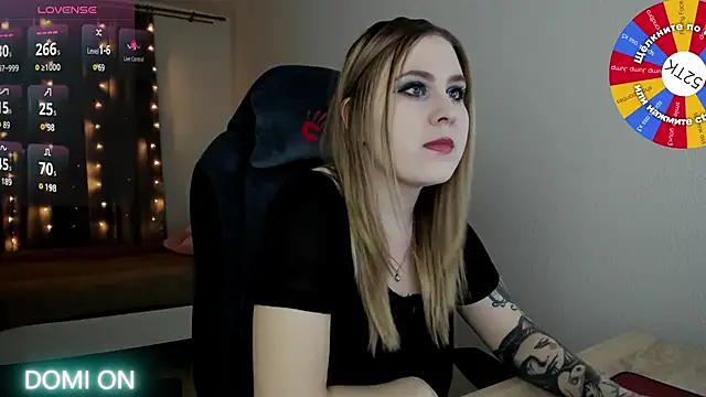 Olivia Munk online show from February 14, 5:09 am