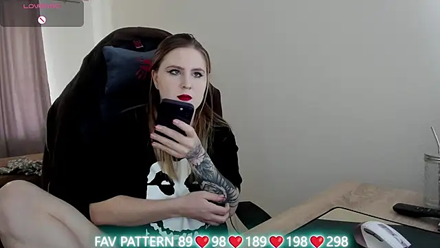 Olivia Munk online show from March 20, 7:58 am