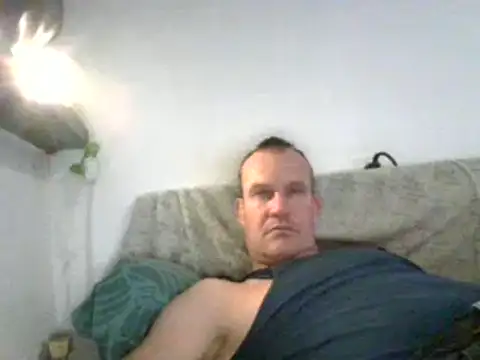 Snapshot of dlvis12 chatting on November 17, 6:46 pm dlvis12 online show from November 17, 6:46 pm