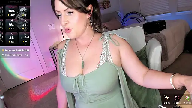 lovejulietxo online show from October 1, 2:17 am