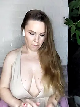 Snapshot of SexyMichellexo chatting on June 15, 7:05 pm SexyMichellexo online show from June 15, 7:05 pm