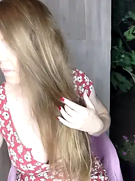Snapshot of SexyMichellexo chatting on July 25, 8:28 pm SexyMichellexo online show from July 25, 8:28 pm