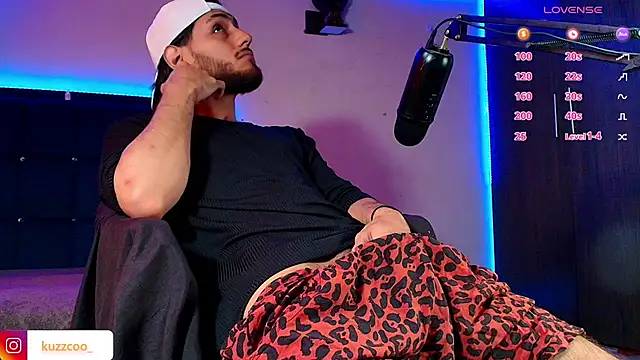 kuzzcoo online show from November 27, 2:41 pm