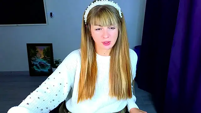 Snapshot of _comefeelme_ chatting on November 17, 11:27 am comefeelme online show from November 17, 11:27 am