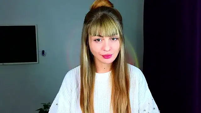 Snapshot of _comefeelme_ chatting on November 21, 5:44 pm comefeelme online show from November 21, 5:44 pm