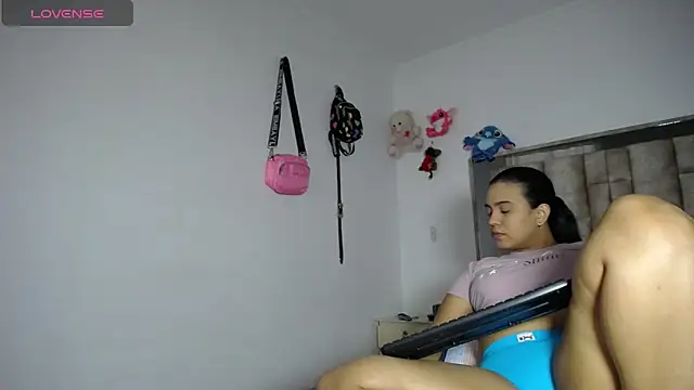 tiffany  pink online show from December 16, 9:53 pm